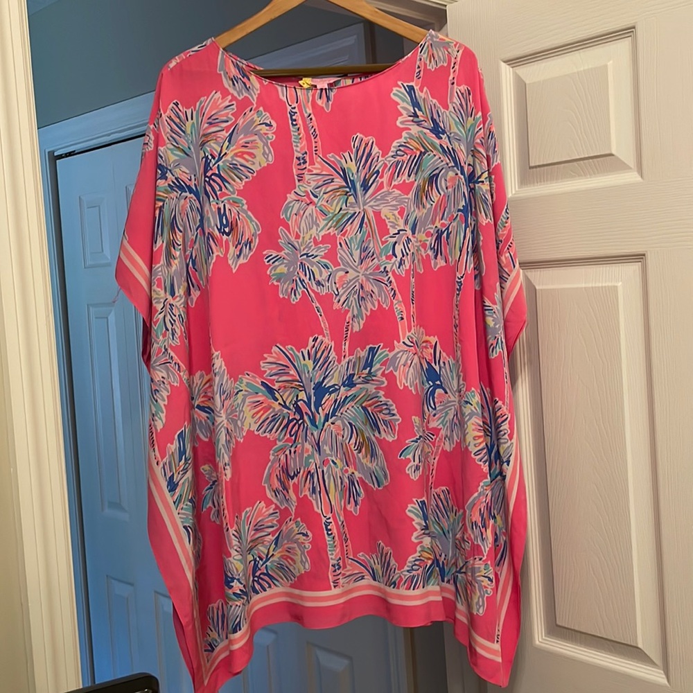Lilly Pulitzer Short Handkerchief style Kimono Dress